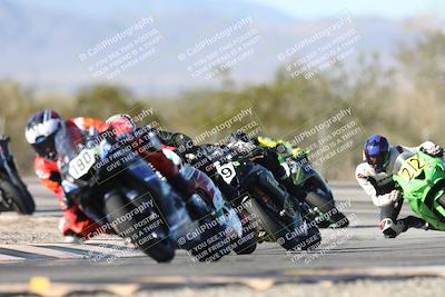 media/Dec-07-2025-CVMA (Sun) [[3e7d2de5dc]]/Race 12- Formula 40 MW and LW/